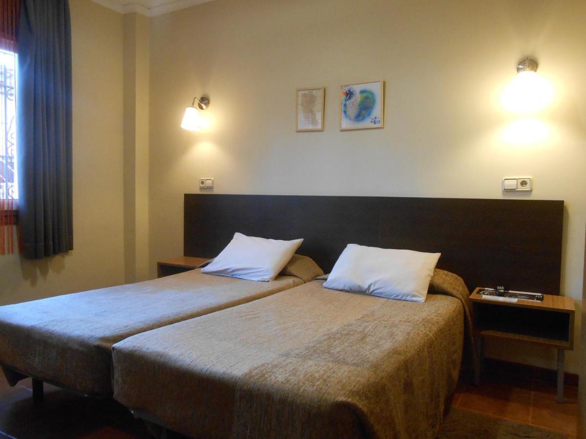 Hostal El Callejon Tarragona Eksteriør billede