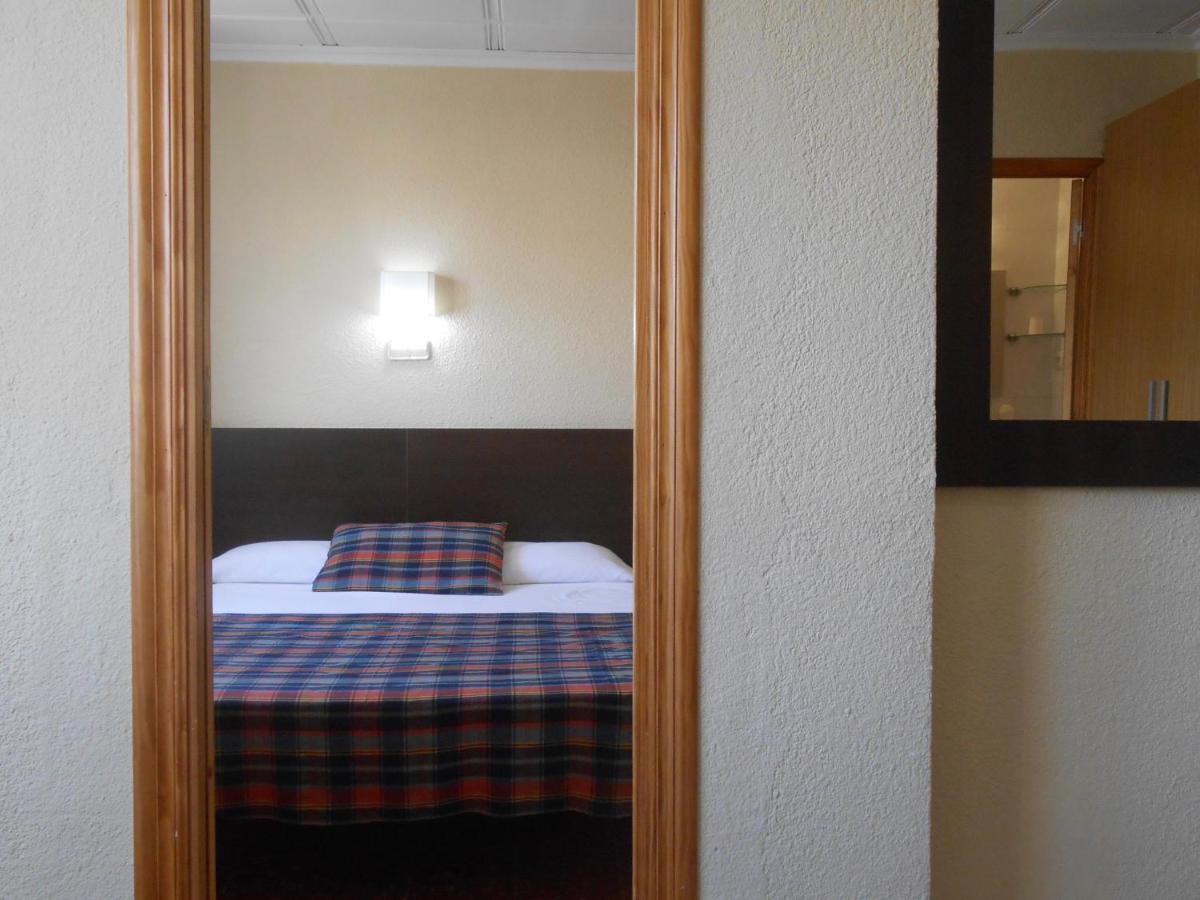 Hostal El Callejon Tarragona Eksteriør billede