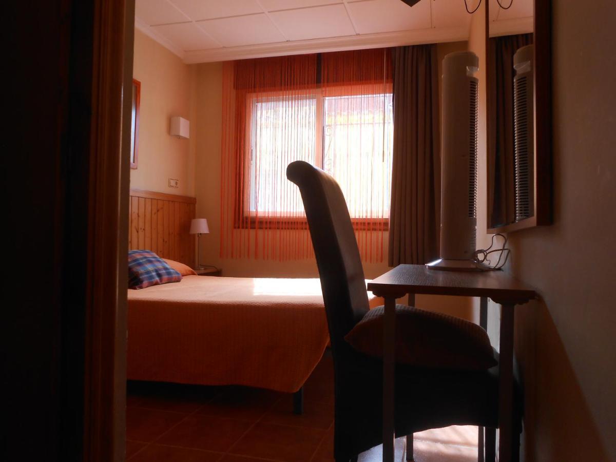Hostal El Callejon Tarragona Eksteriør billede