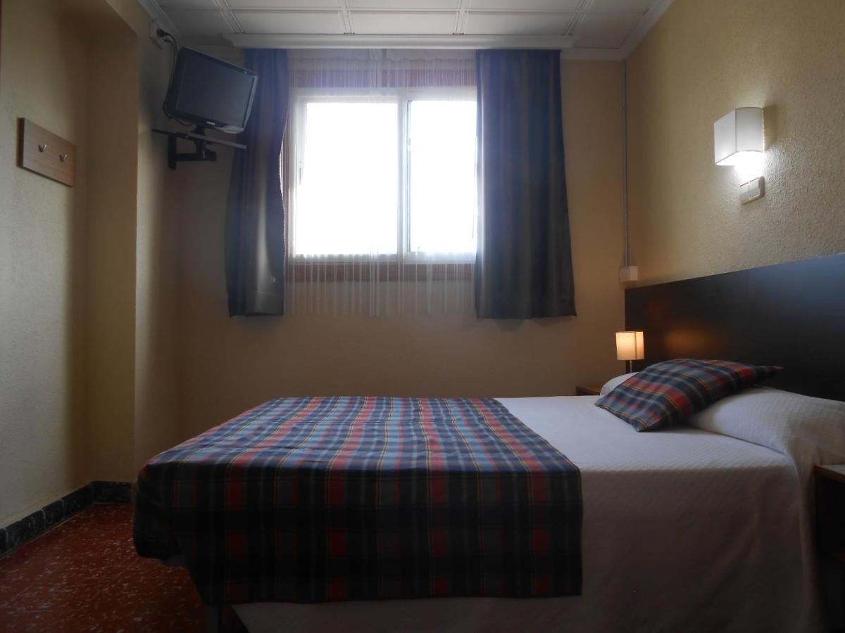 Hostal El Callejon Tarragona Eksteriør billede