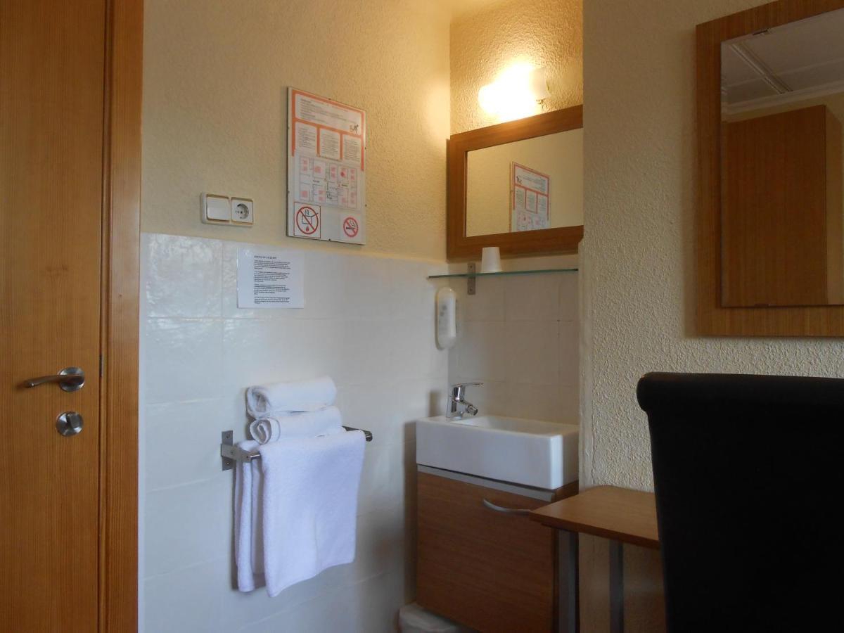 Hostal El Callejon Tarragona Eksteriør billede