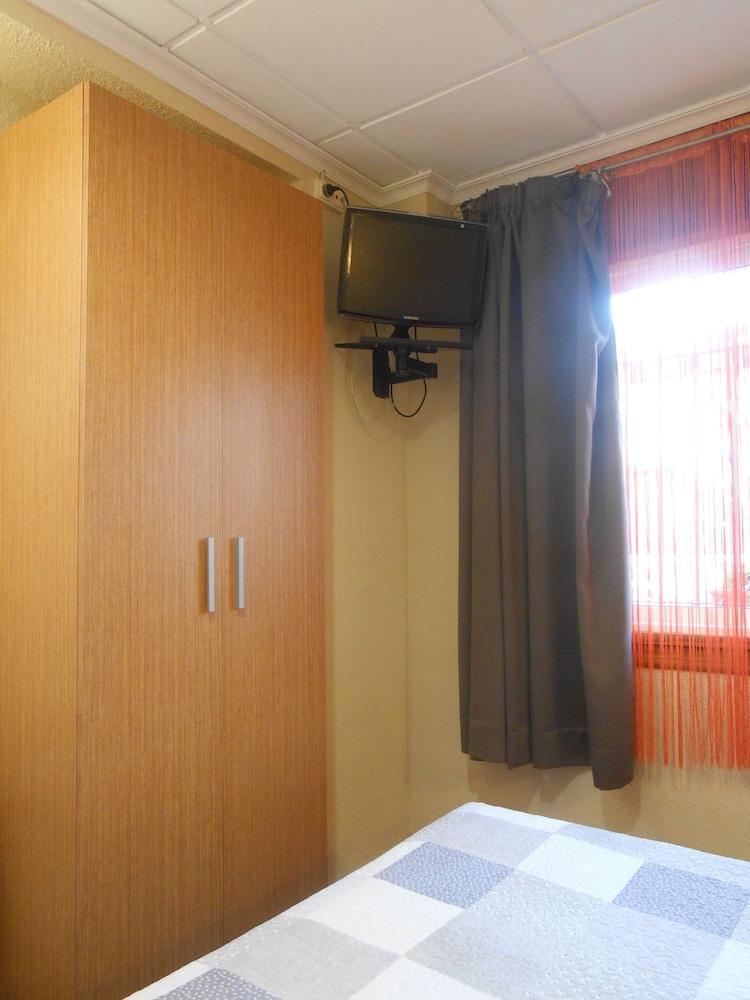 Hostal El Callejon Tarragona Eksteriør billede